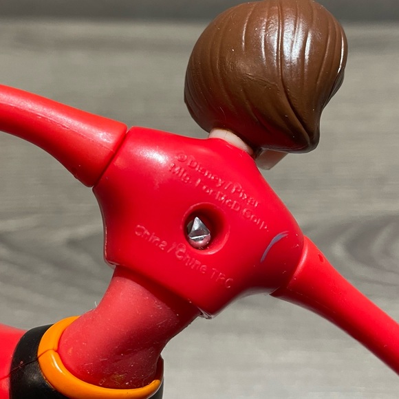 DISNEY PIXAR INCREDIBLES Mr. Incredible & Elastigirl Toy Figures Lot Of 2ea - Picture 5 of 5